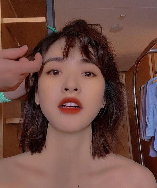 谭松韵最新吃瓜爆料图片,揭秘娱乐圈幕后真相